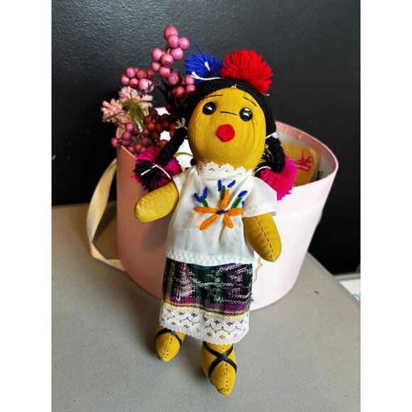 Vintage Guatemalan Worry Doll Homemade Muneca Hispanic Folk Art 10" Cultural - Picture 2 of 6